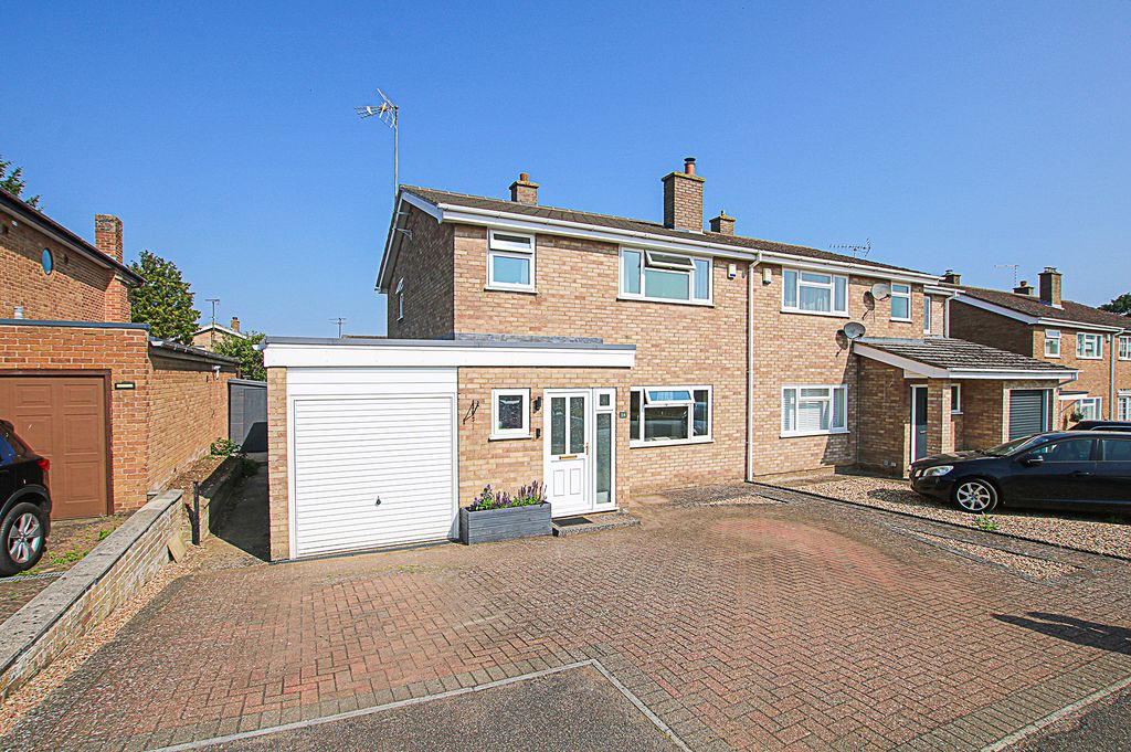 Property photo 1 of 18