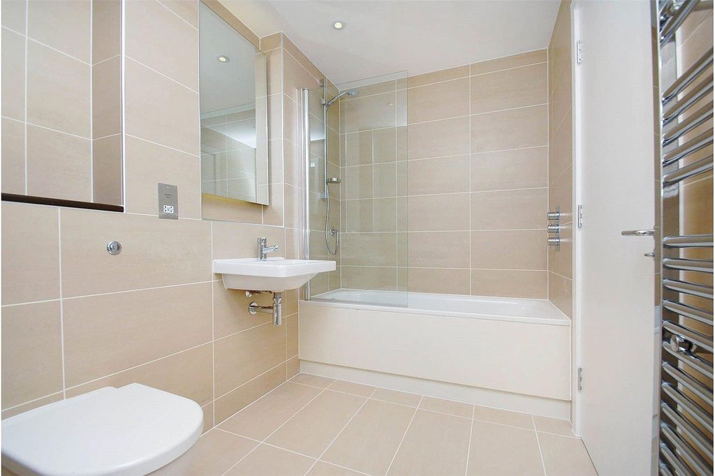 Property photo 2 of 6