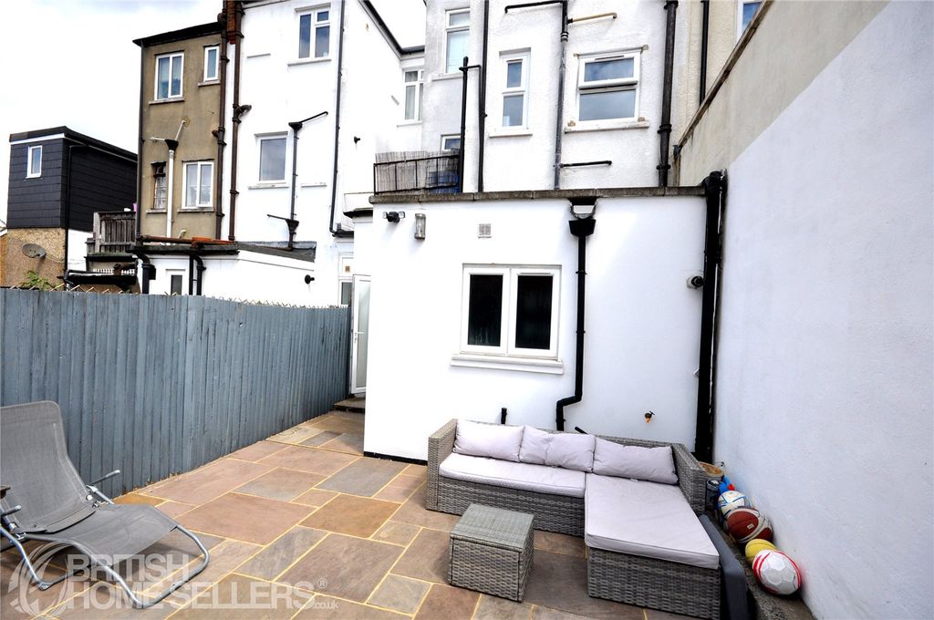 Property photo 2 of 7 Picture No. 03