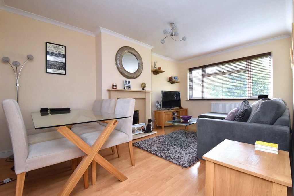 Property photo 2 of 5