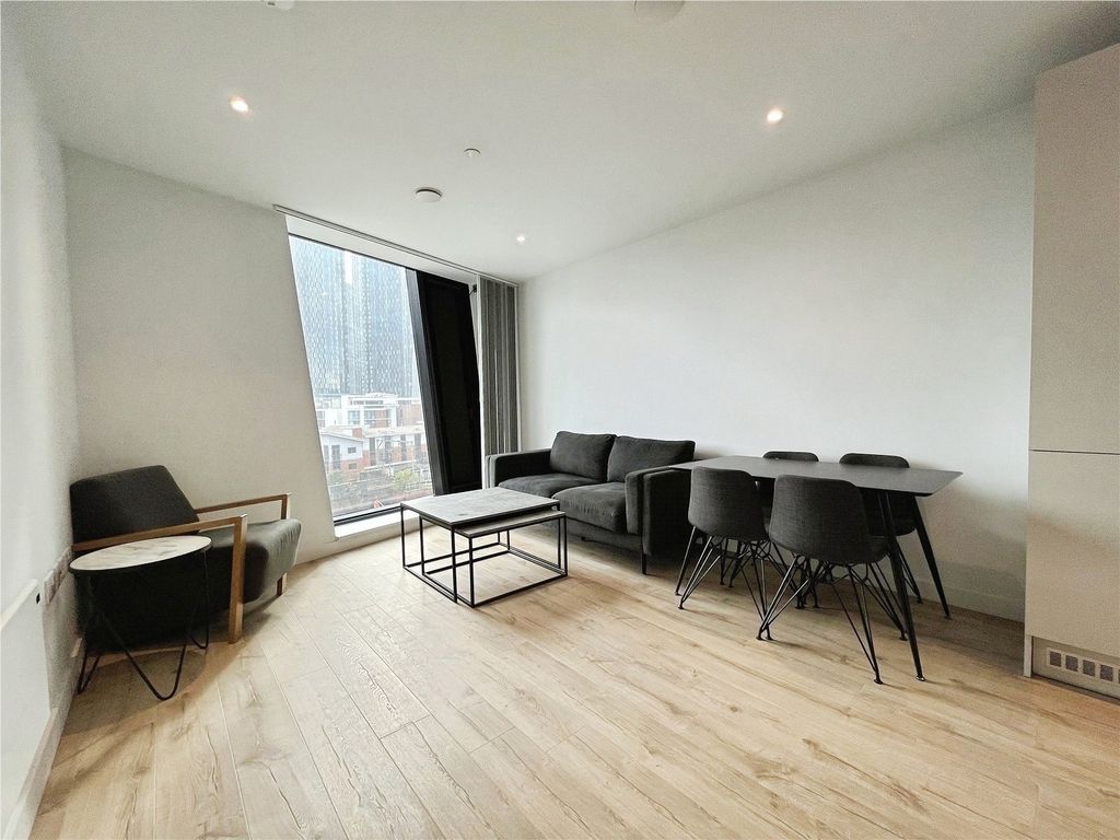Property photo 3 of 9 Pbox-Img.Jpg