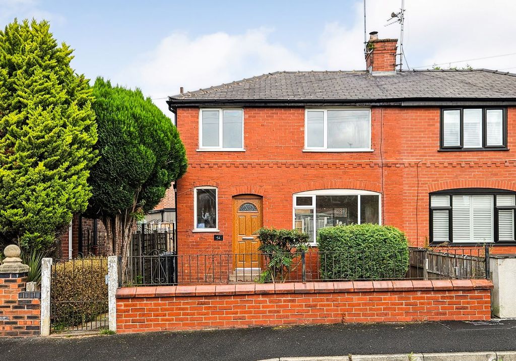 Property photo 1 of 16