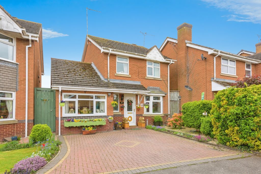 Property photo 1 of 18