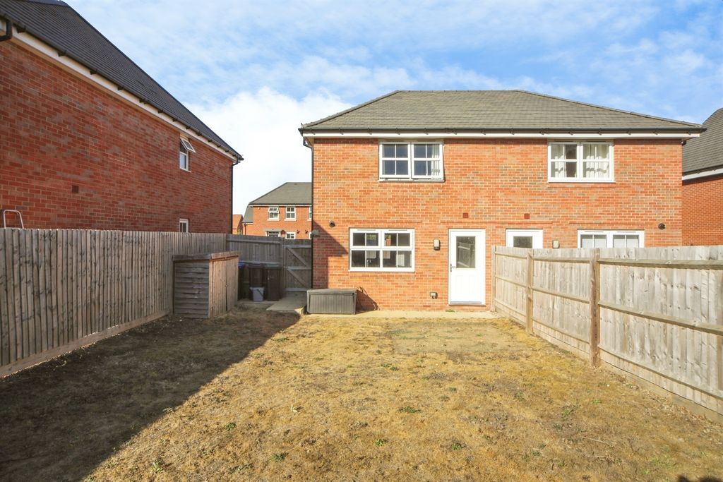 Property photo 2 of 12