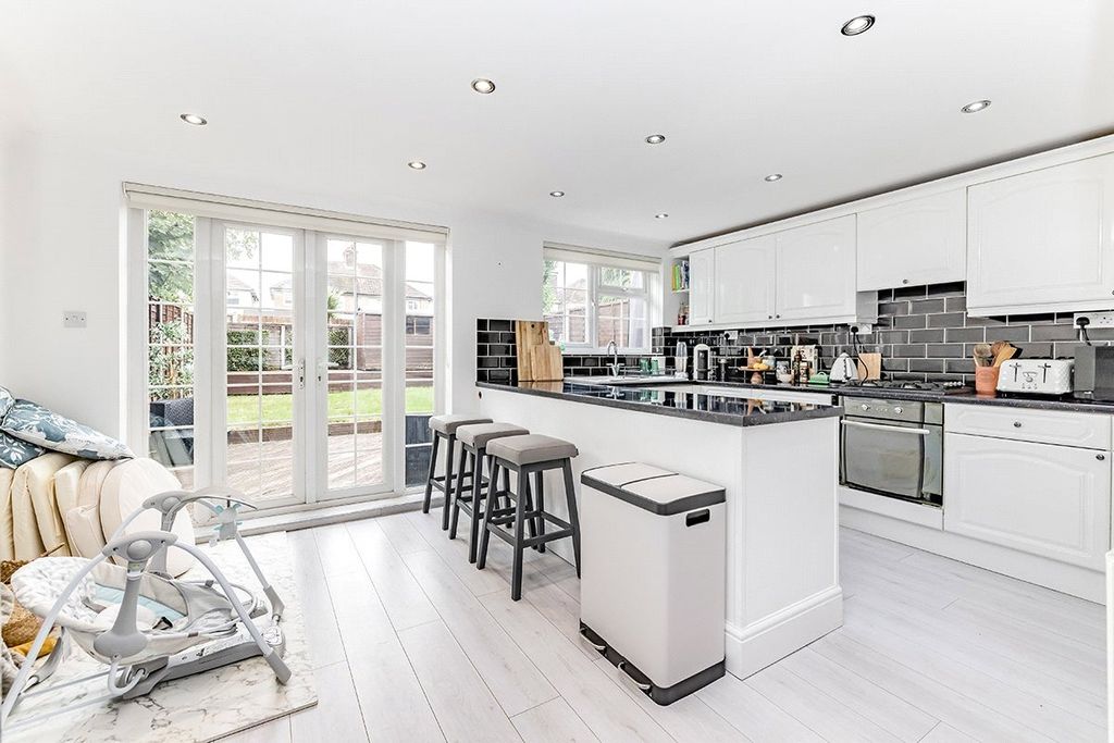 Property photo 1 of 12 Picture No. 06