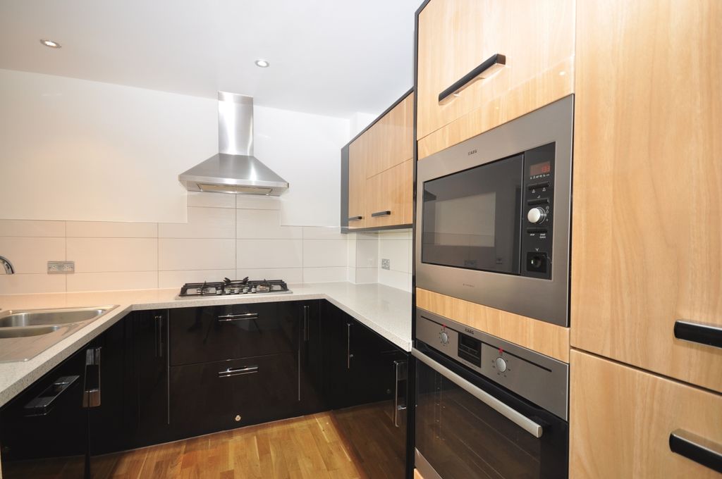 Property photo 2 of 12 26th 002