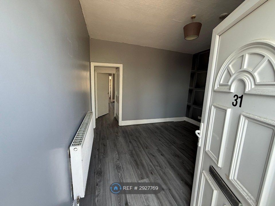 Property photo 2 of 26