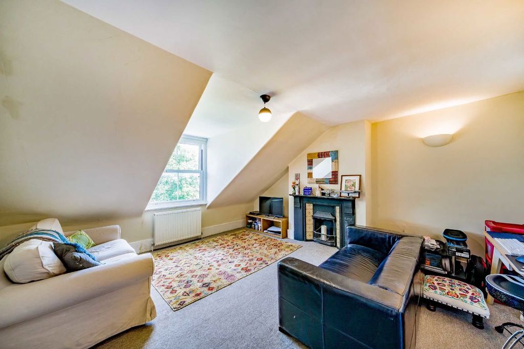 Property photo 2 of 4