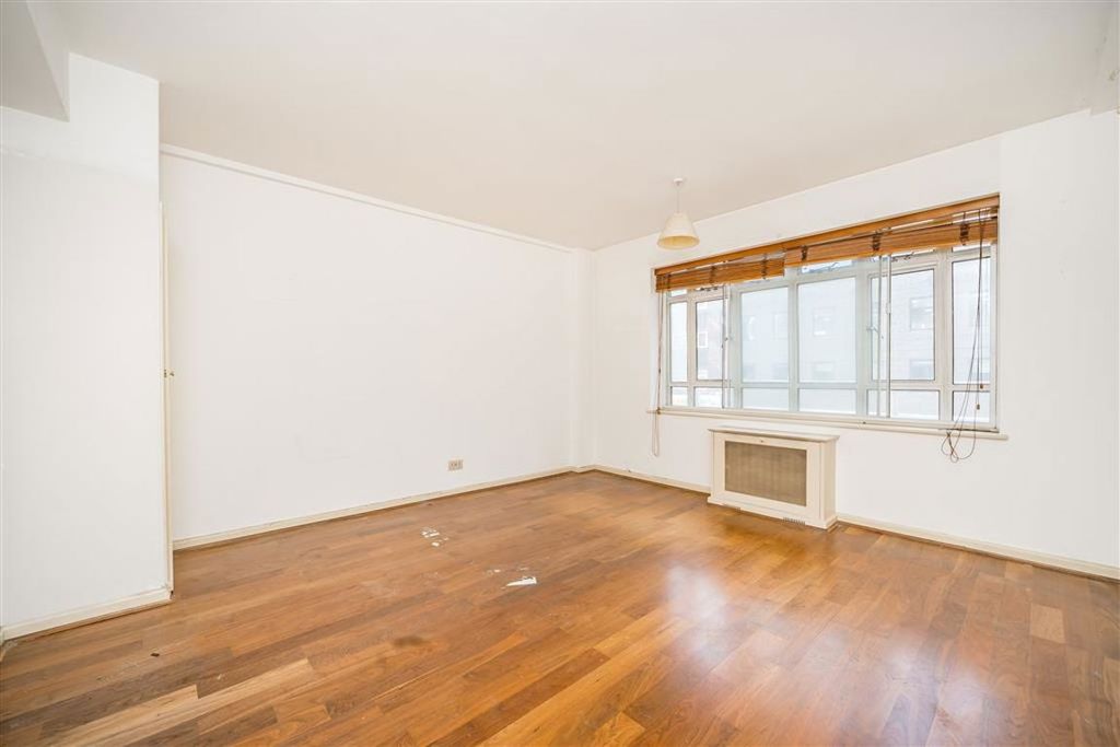 Property photo 3 of 4