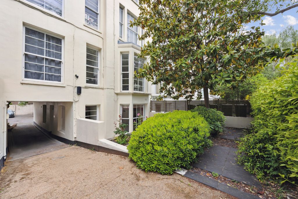 Property photo 1 of 11 Picture No. 12