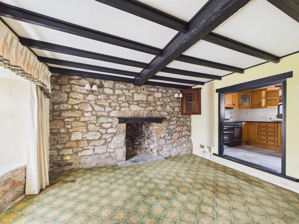 Property photo 3 of 30 Cam04118G0-Pr0053-Still001.Jpg