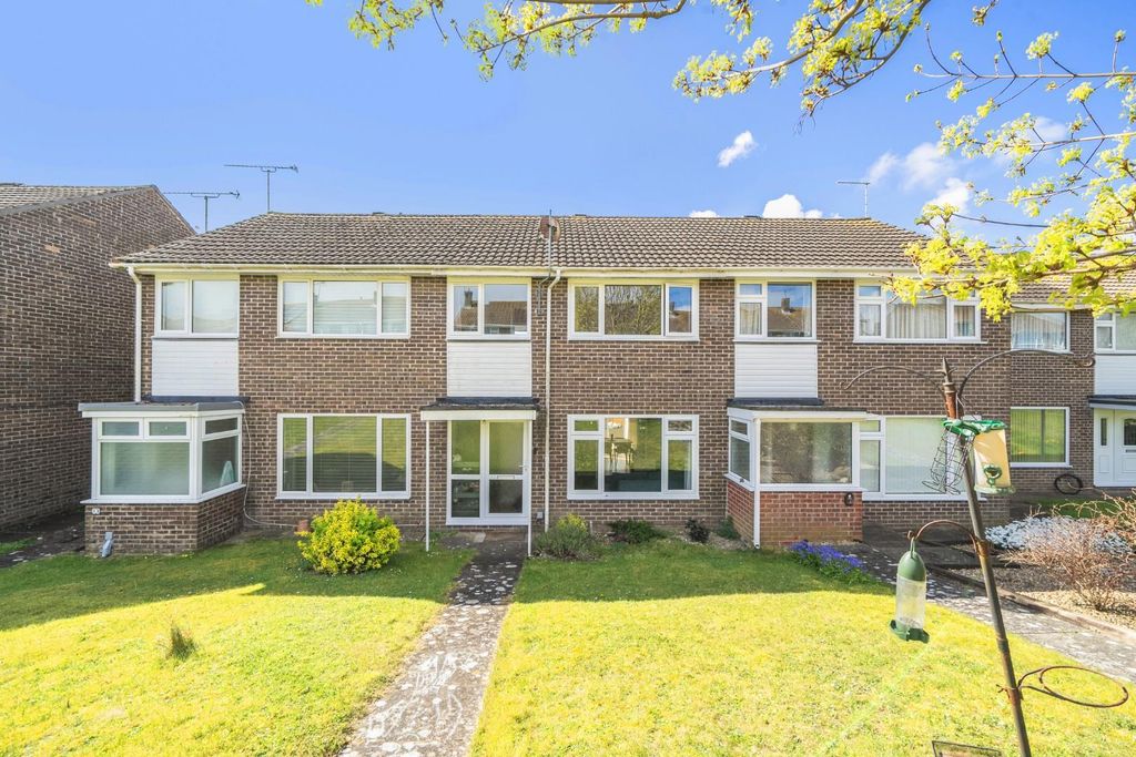 Property photo 1 of 21 1440899-20-69dcc691105Cf.Jpg