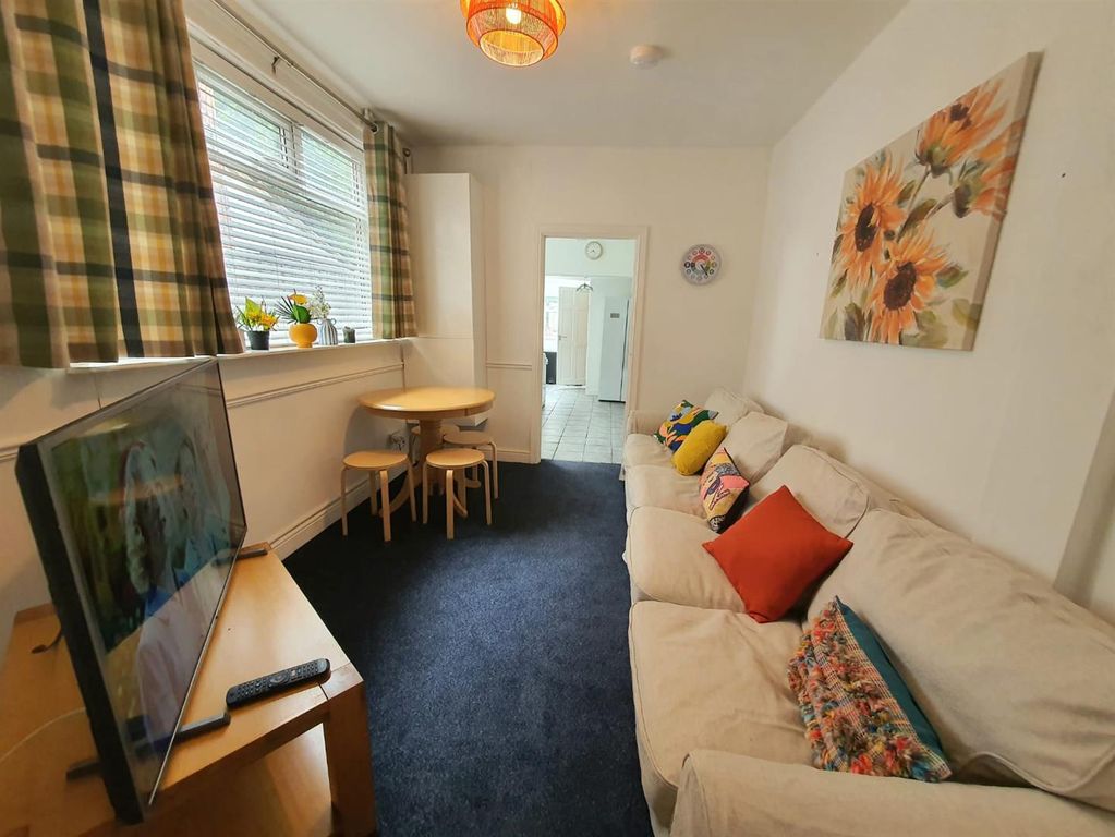 Property photo 1 of 4 Akaf4856.Jpg