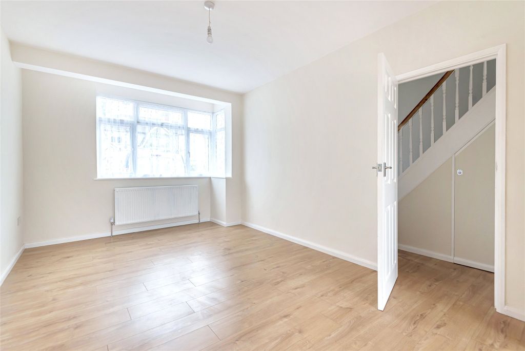Property photo 3 of 20 Picture No. 04