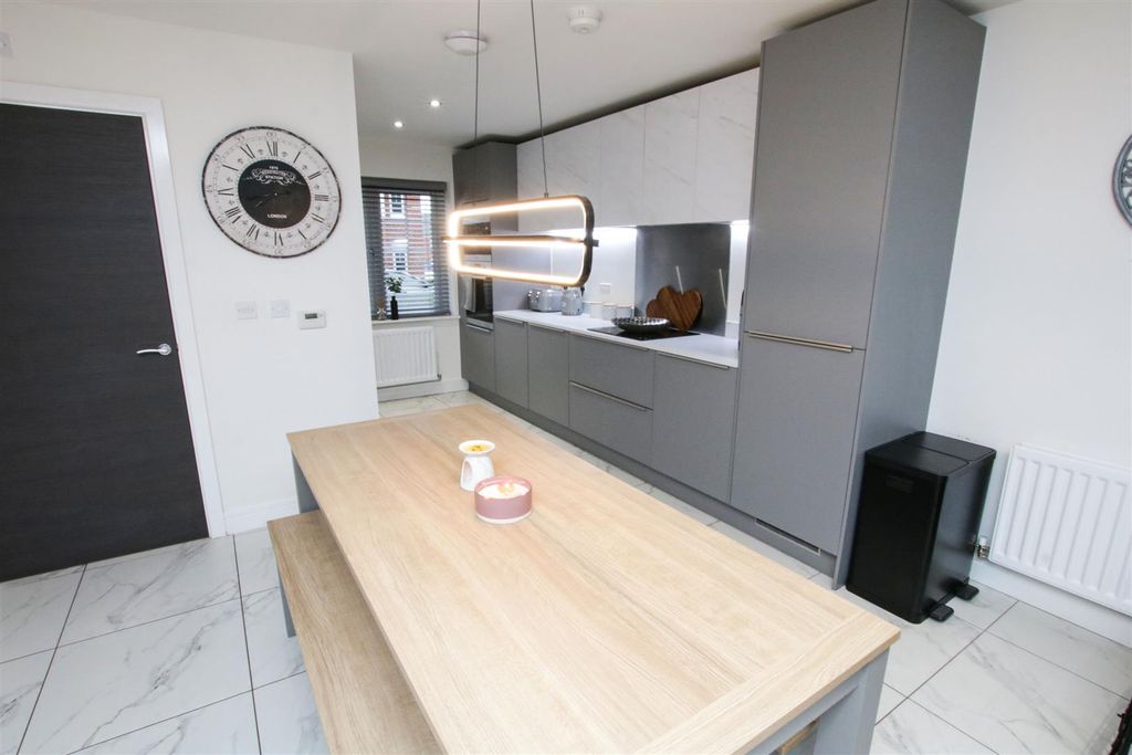 Property photo 3 of 24 Open Plan Living/ Dining /Kitchen