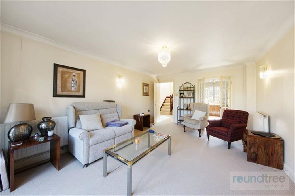 Property photo 1 of 16 (Main)