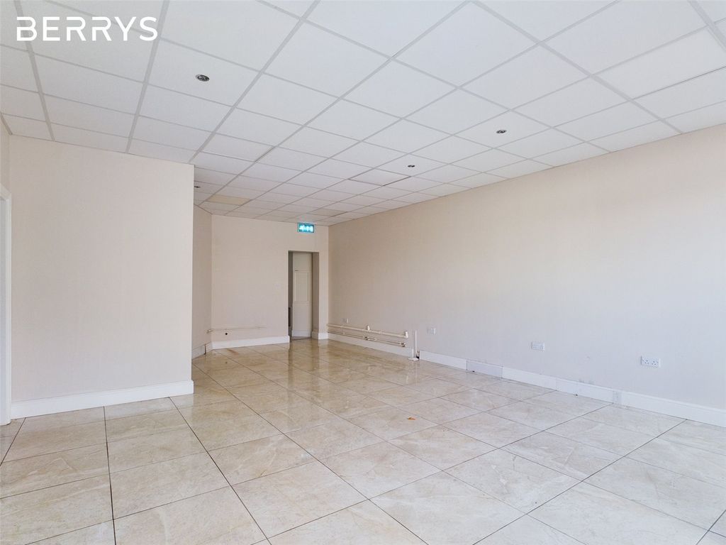 Property photo 2 of 8 Picture No. 06