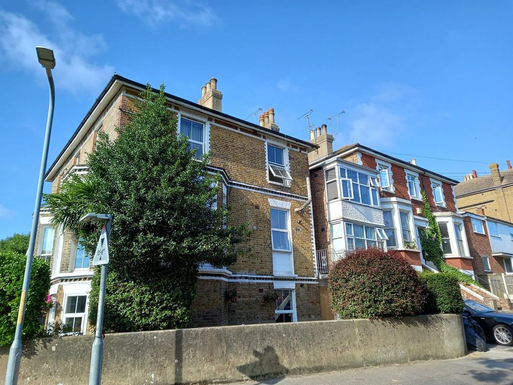 Property photo 1 of 14 Side View.Jpg