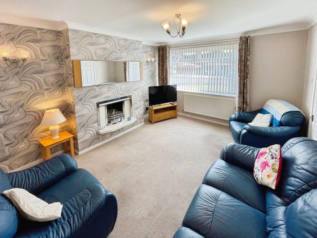 Property photo 3 of 34 6Af61dc7--41Ab-Bfbb-04Abb2D42C3B-58130-0000083286A