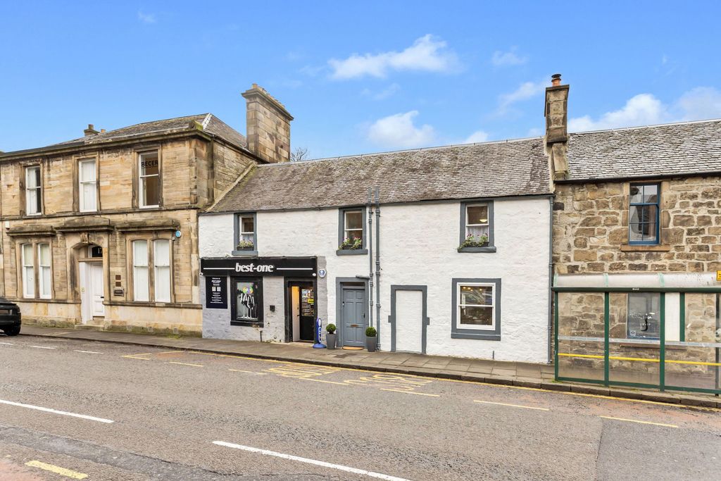 Property photo 1 of 37