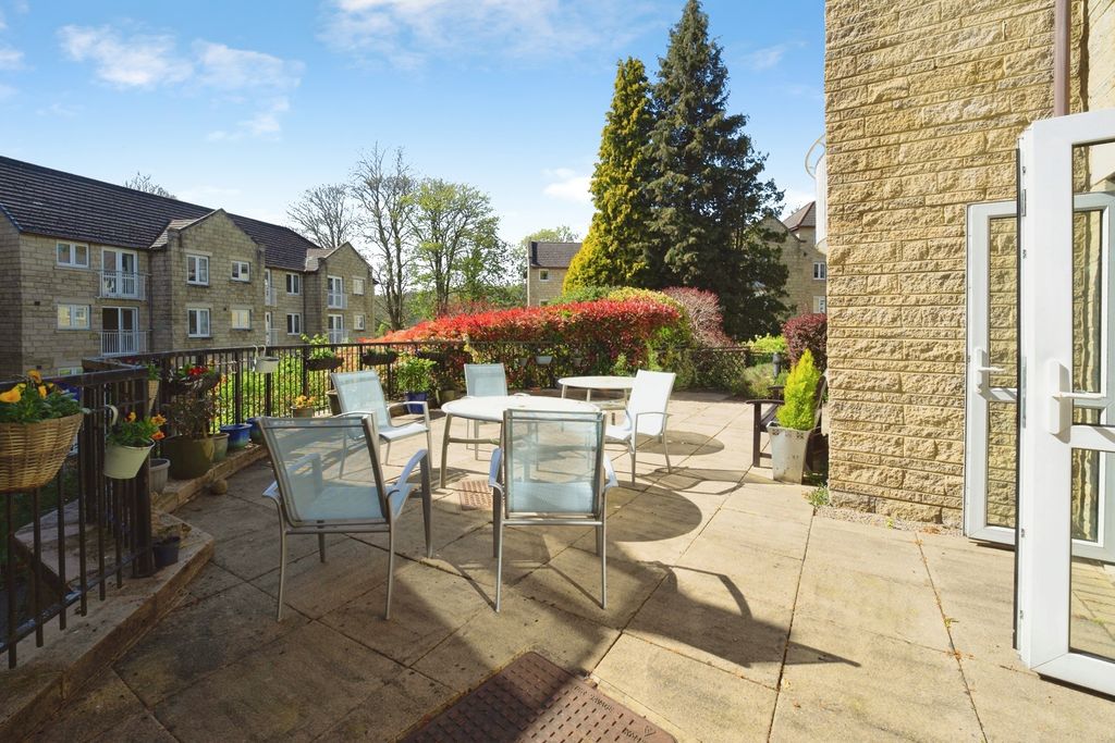 Additional image 12 of 2 bed flat for saleAire Valley Court, Bingley BD16