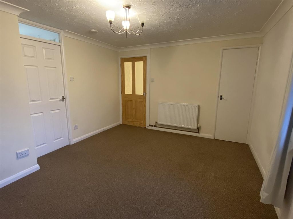 Property photo 2 of 8 Img_9316.Jpg