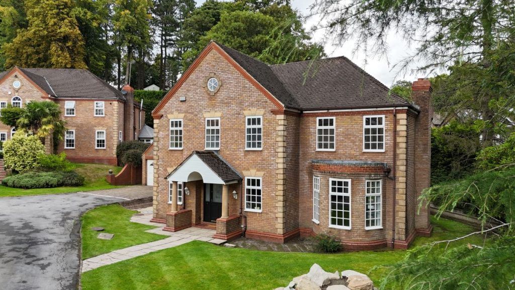 Property photo 1 of 44 41