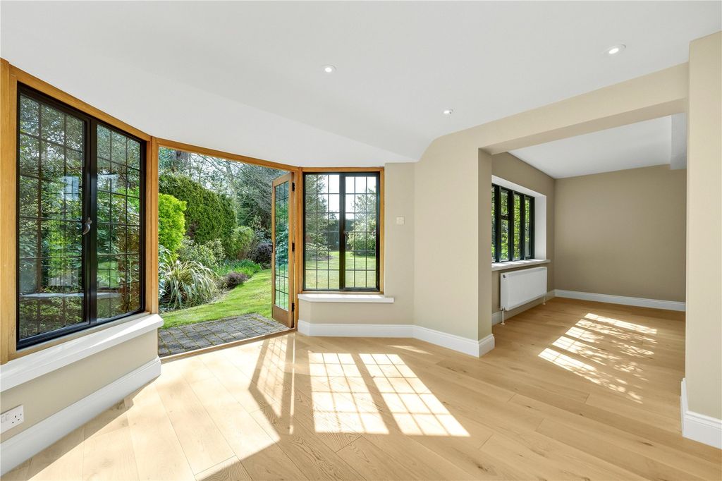 Property photo 3 of 17 Picture No. 22