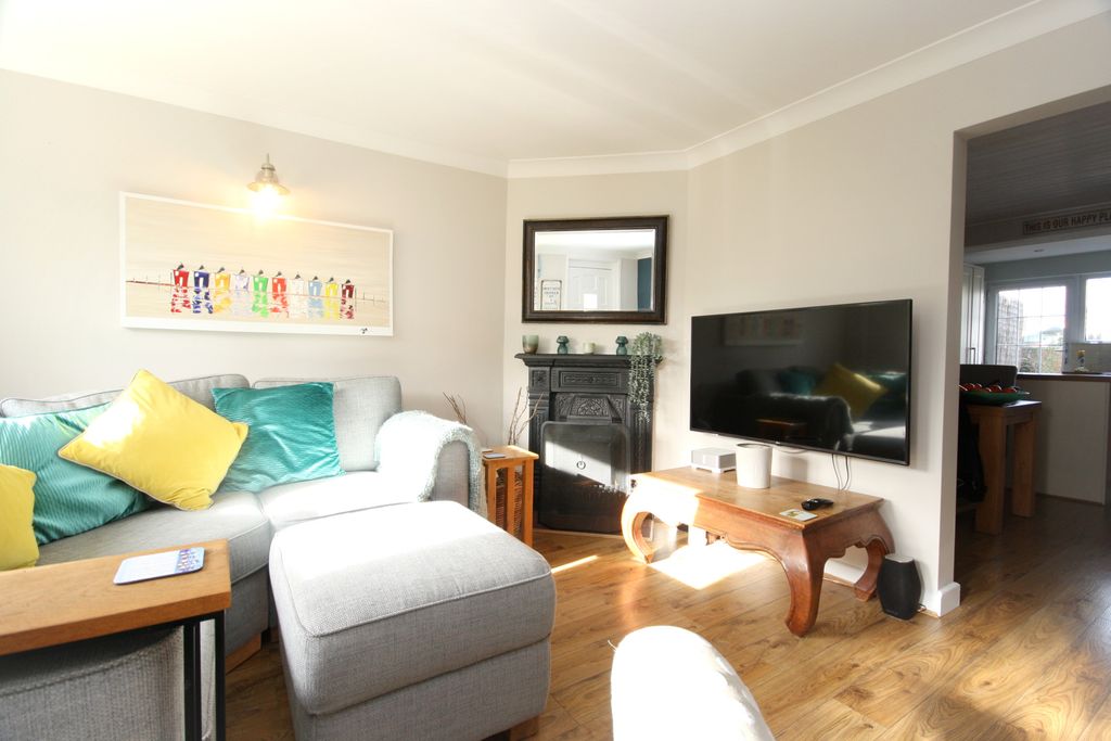 Property photo 3 of 22