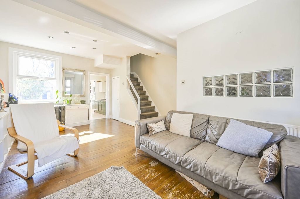 Property photo 1 of 22