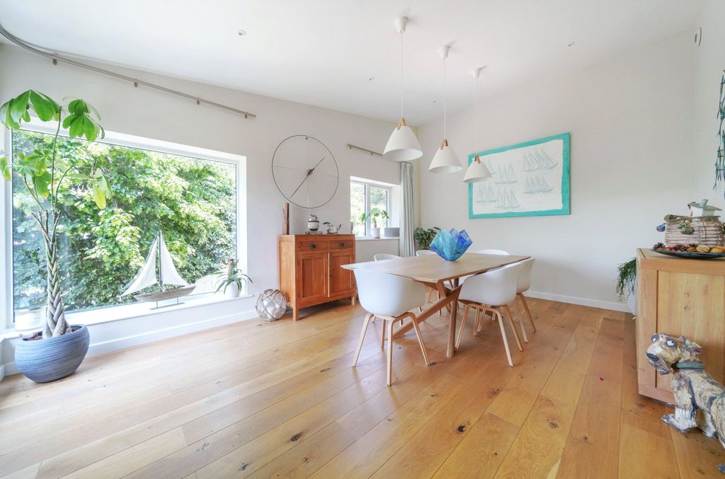 4 bed detached house for saleExeter, Devon EX4 photo 5