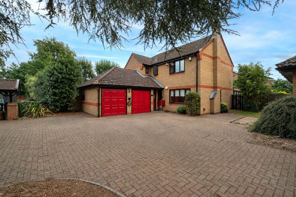 Property photo 1 of 29