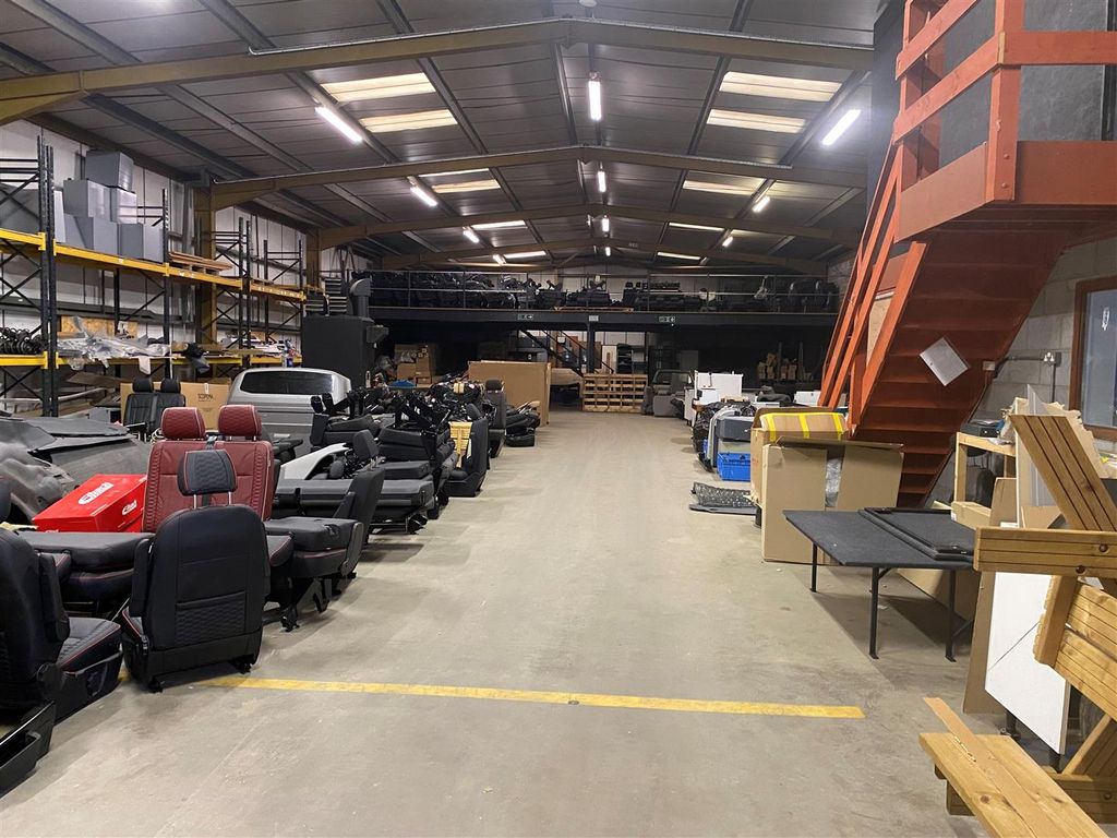 Property photo 3 of 4 Unit 5 Internal 2.Jpg