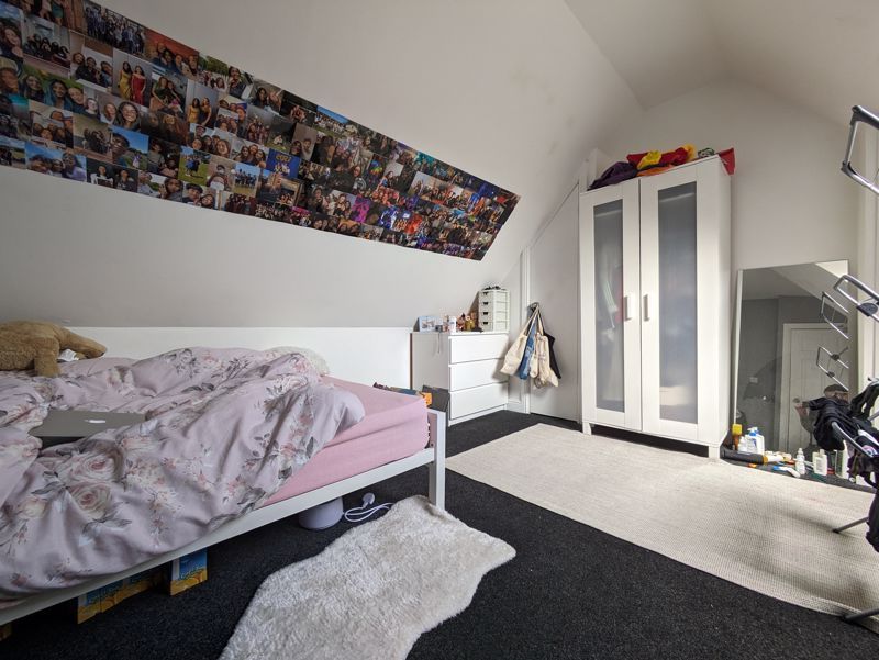 Property photo 2 of 17 Photo 1