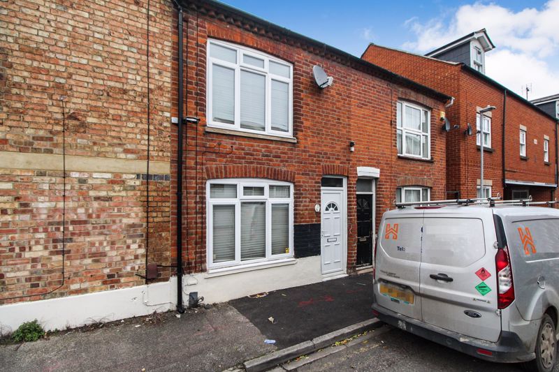 Property photo 1 of 9 Front