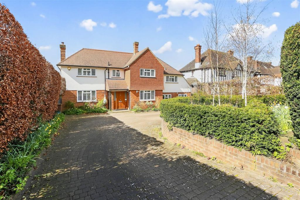 Property photo 1 of 40 1668298914 - 1.Jpg