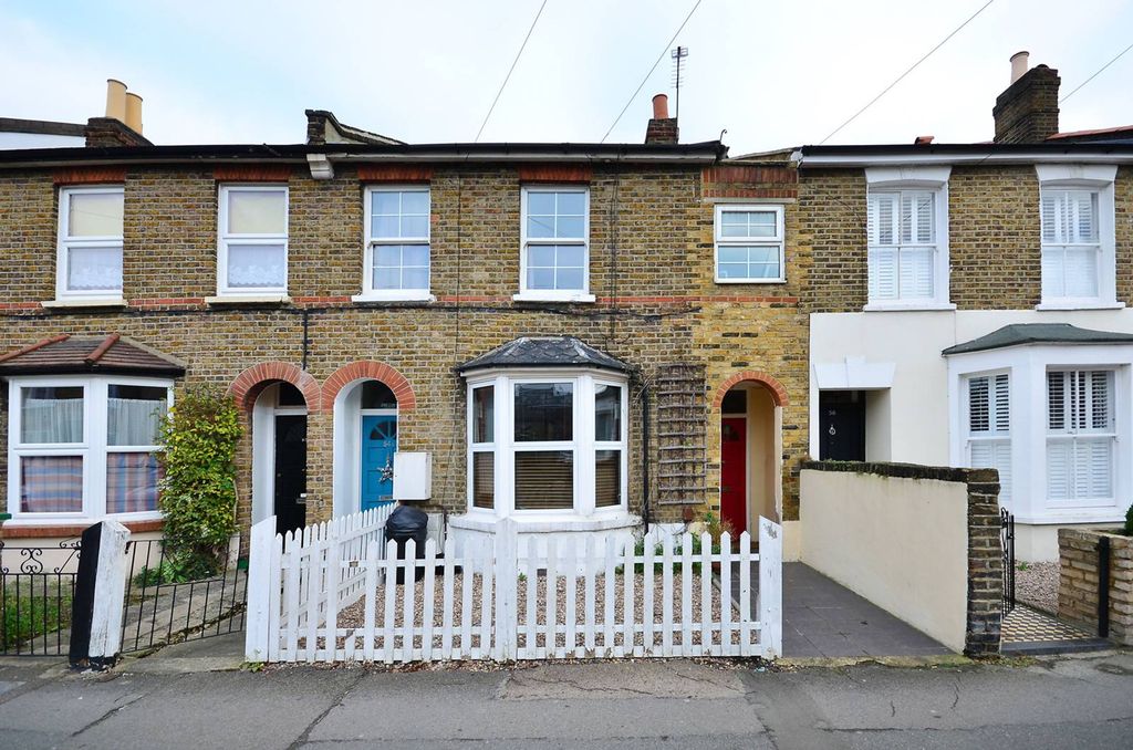 Property photo 2 of 10