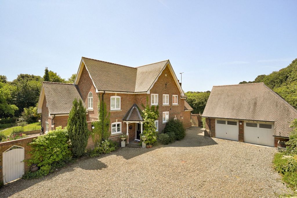Property photo 1 of 24 Picture No. 02