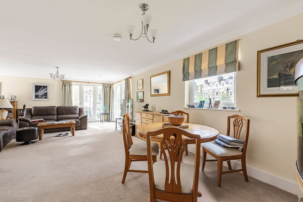 Property photo 3 of 14 Reception Room