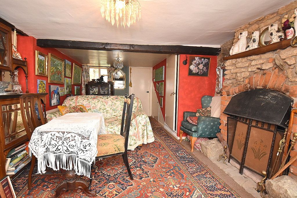 Property photo 3 of 12 Picture No. 10