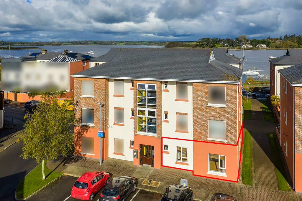 Property photo 2 of 25