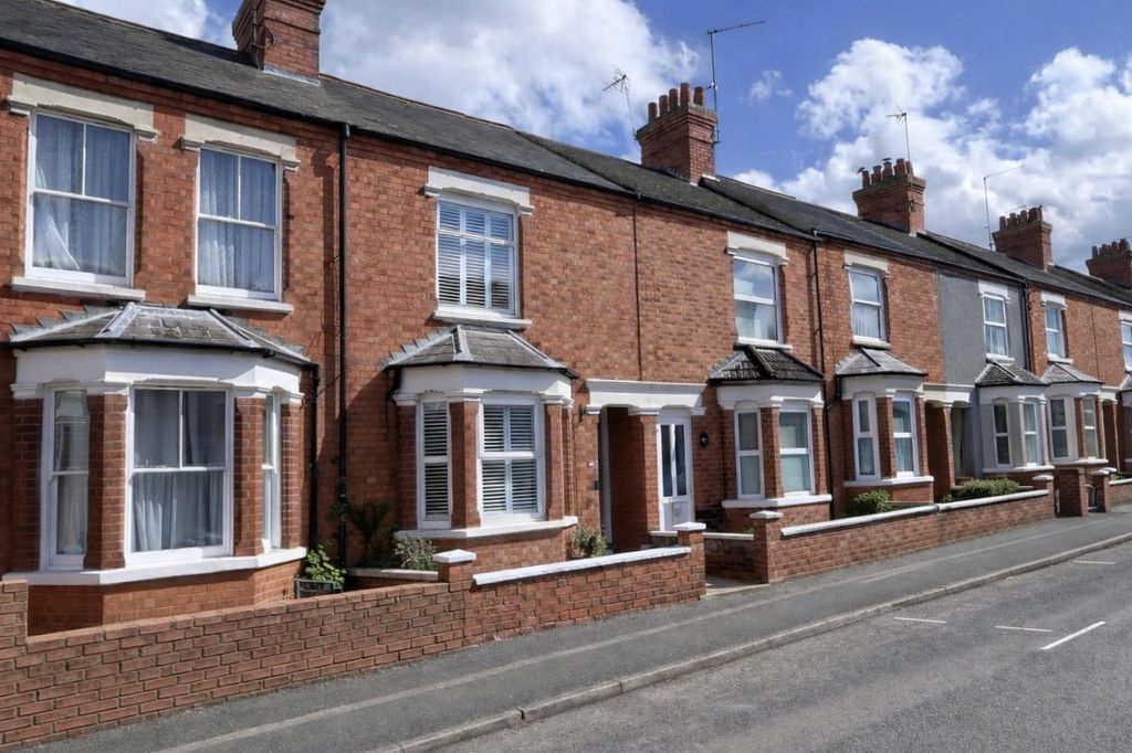 Property photo 1 of 23 2Ad773Bd-96D6-4Ad5-8A3E-6F392D81732E.Jpeg