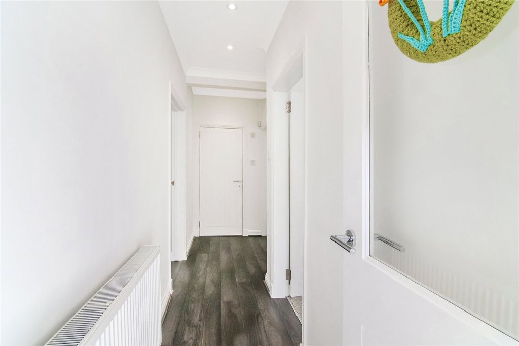 Property photo 2 of 15 Picture No. 02