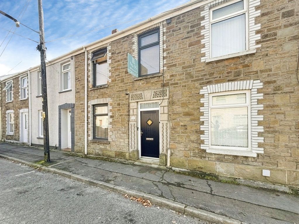 Property photo 1 of 15 4883510