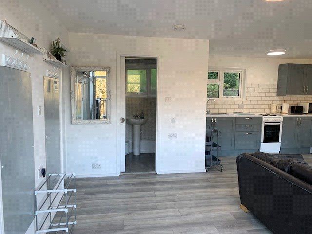 Property photo 2 of 13 Picture No. 01