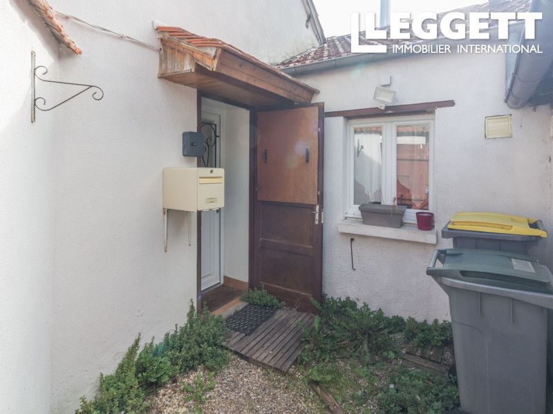 Property photo 2 of 10