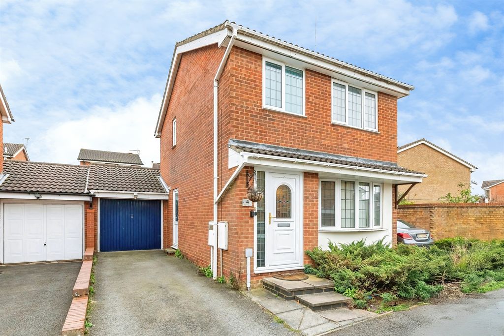 Property photo 1 of 16