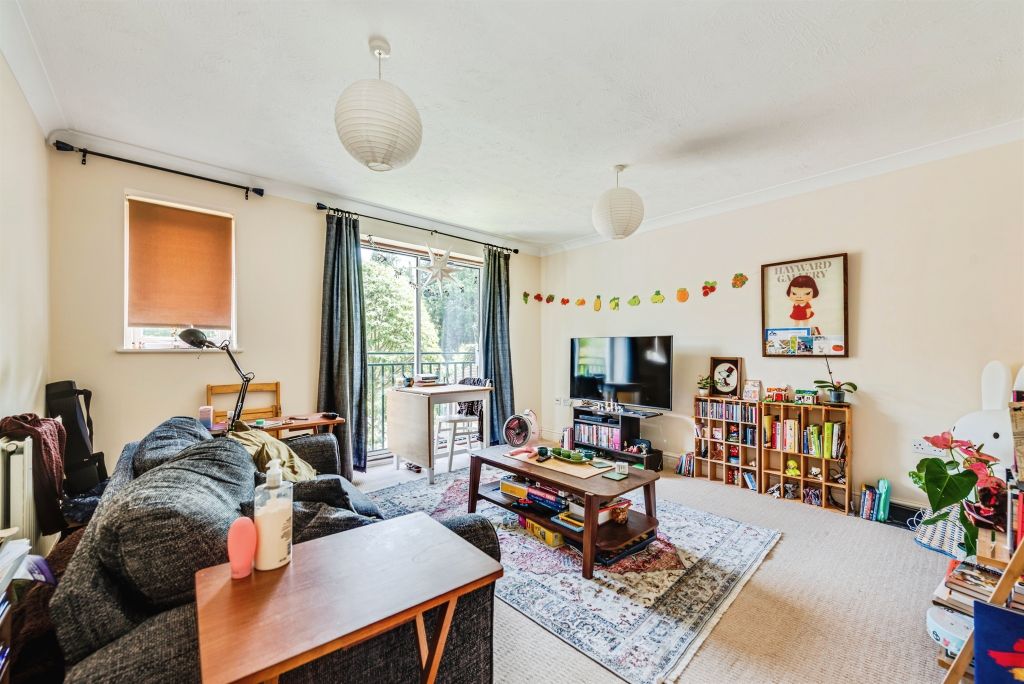 Property photo 2 of 9