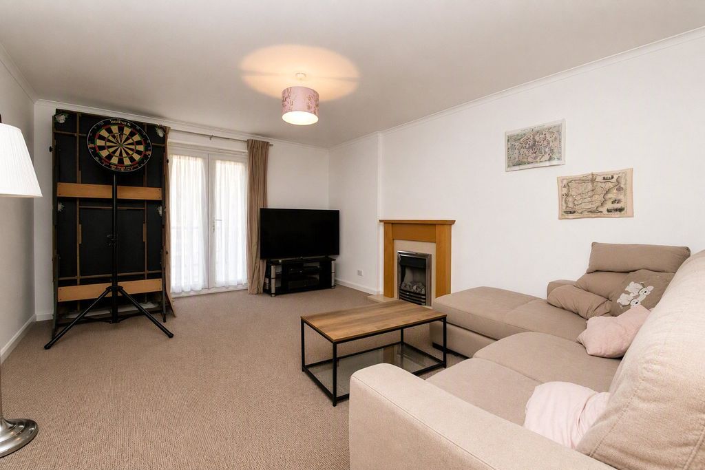 Property photo 2 of 10 Picture No. 23