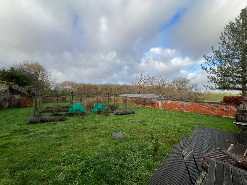 Property photo 3 of 14